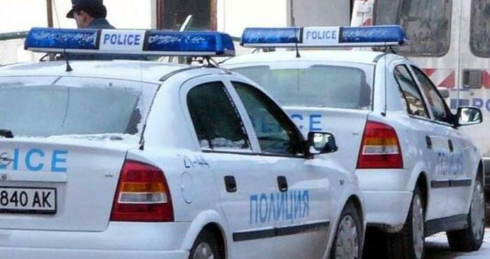 Пловдивската полиция извършва акция в два медицински центъра в Асеновград
