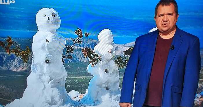 И вярно снегът си наваля съвсем културно събран на купчинки