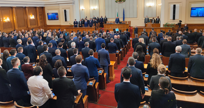 47-то Народно събрание е най-младото досега. Всеки десети депутат е