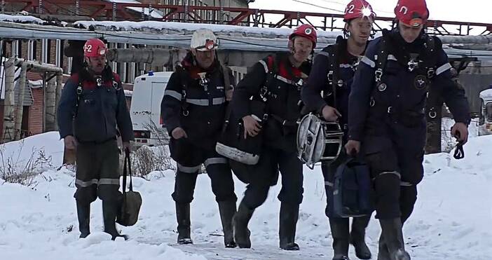 Телата на 13 пострадали при аварията в мина Листвяжная в