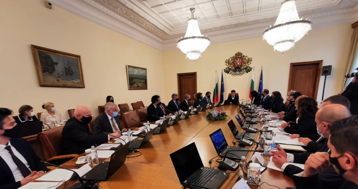 Важно решение за пострадали от природни бедствия райони ще вземе кабинетът днес След