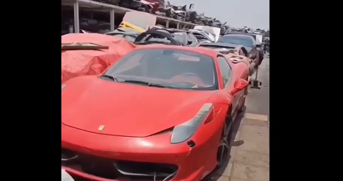 Кадри от автоморга в Дубай предизвикаха фурор в социалните мрежи.На