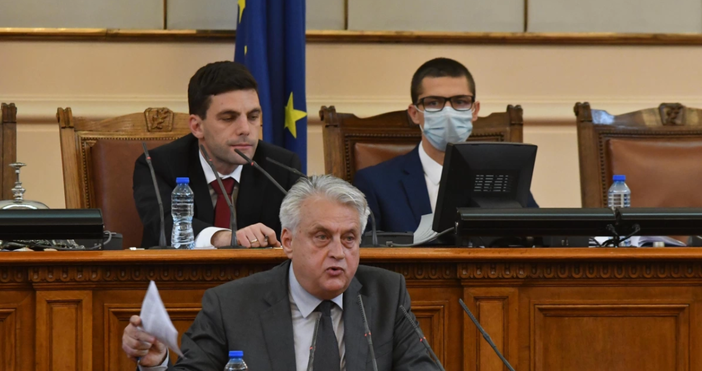 Важен ден за народните представители Двама министри на изслушване в Народното