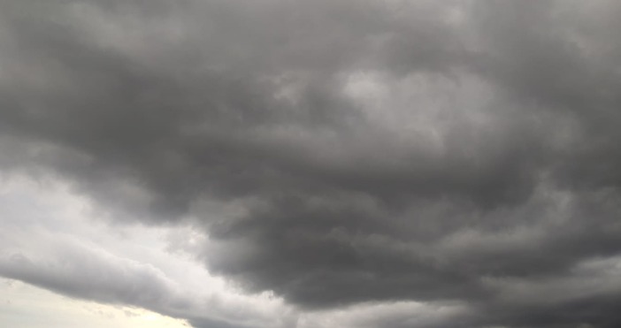 Значителна облачност на мого места в България днес сочи прогнозата