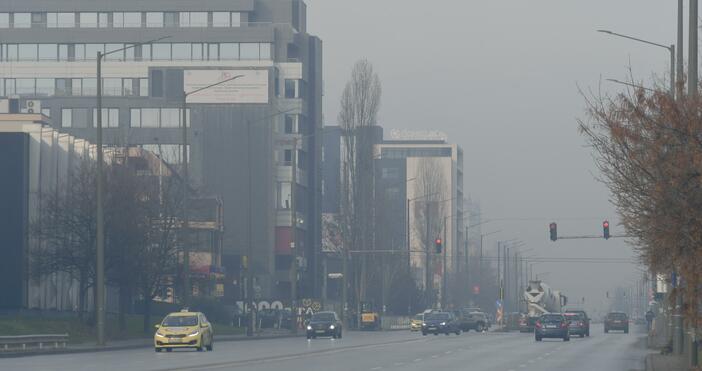 Снимки: И днес в София бяха отчетени завишени нива на