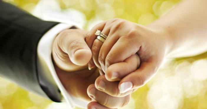 Снимки obredivarna bg1050 двойки са сключили граждански брак във Варна през