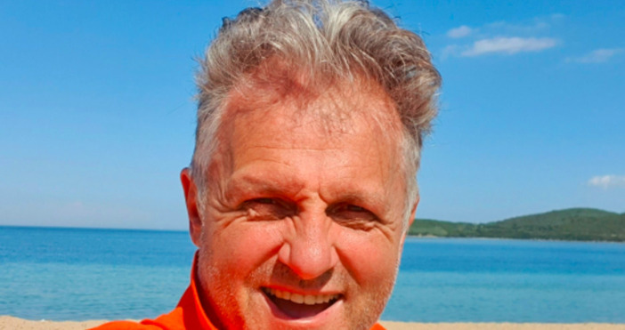 Шоуменът Къци Вапцаров написа остър коментар срещу тези които плюят