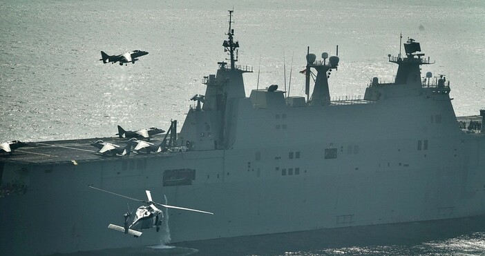 Испания изпрати военни кораби, за да се присъединят към военноморските