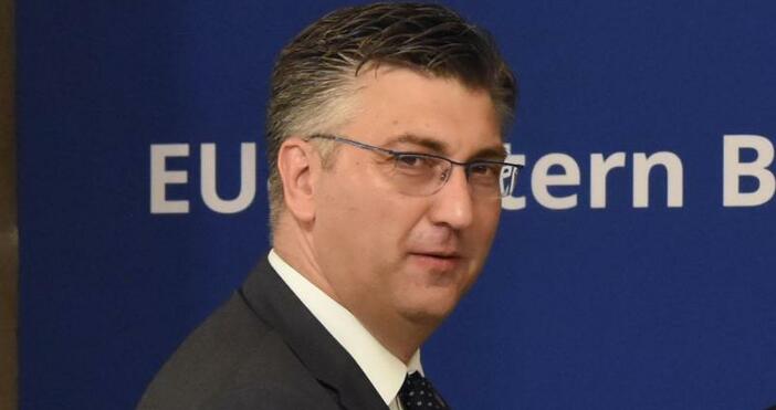Хърватският премиер Андрей Пленкович се извини на Украйна за изявлението