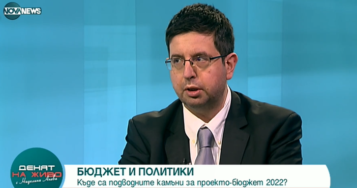 Повишение на данъците очаква Петър Чобанов Правителството ще бъде разточително защото