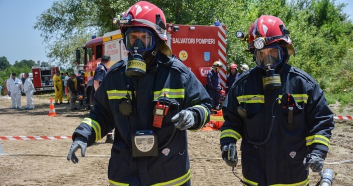 Пожарникарите искат по високи заплати иначе ще протестират Националният синдикат