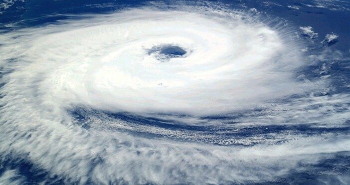 Силен атлантически циклон, кръстен от синоптиците Малик, обхвана Северно море