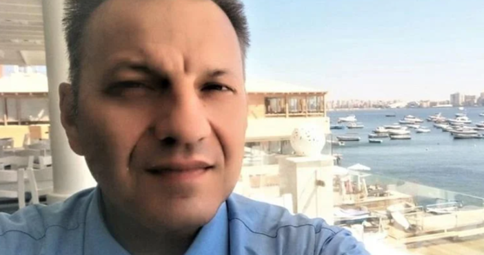 Гръцкият журналист Николаос Кацикас е бил открит мъртъв в дома