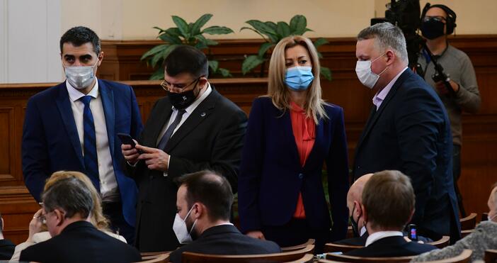 Председателят на Здравната комисия д-р Антон Тонев заяви пред БНТ,