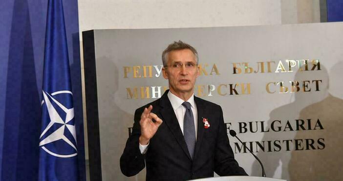 НАТО твърдо подкрепя и уважава решението на Сърбия да не