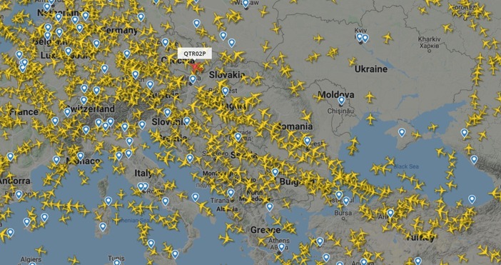Празно от самолети небе над Украйна днес Това написа към
