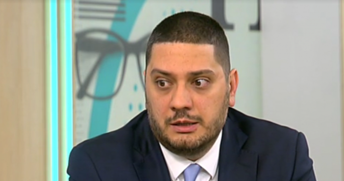 Сектор Сигурност и службите могат да изядат премиерската глава  Това коментира