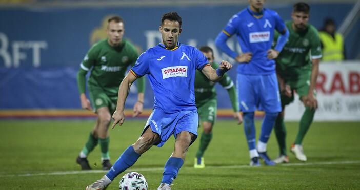 Двама български футболисти успяха да се спасят от ада в