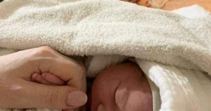 Тази нощ бебе се е родило в метрото в Киев