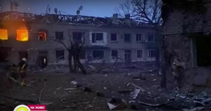Поредна тежка нощ на сражения в Украйна  Канцеларията на украинския президент