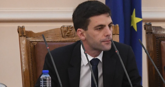 Извънредното заседание на парламента вече е факт Председателят на Народното събрание Никола