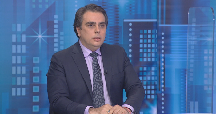 Вицепремиерът и министър на финансите Асен Василев коментира актуалните теми