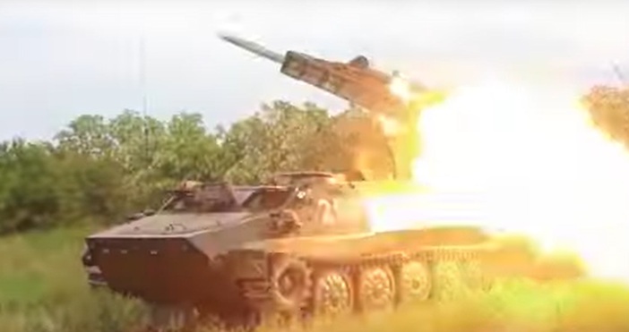 Украинската армия набира мощ с бойна техника от Германия.Германия ще увеличи