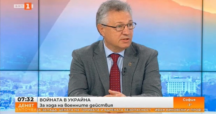 Бившият служебен министър на отбраната Велизар Шаламанов коментира в сутрешния