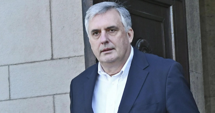 Бившият външен министър Ивайло Калфин заяви, че наличието на преговори