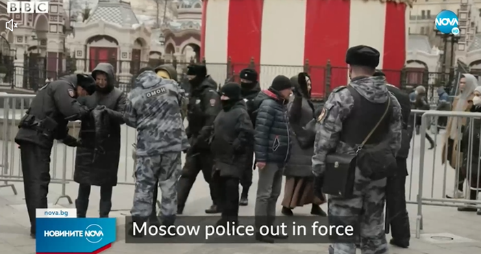 Би Би Си връща журналистите си в Русия. Британската медия преустанови