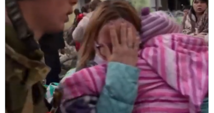 Истински ад е в украинския Мариупол, който е блокиран от руските