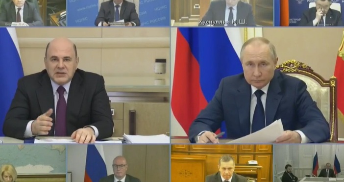 Путин провежда съвещание с правителството си Руските държавни медии твърдят че