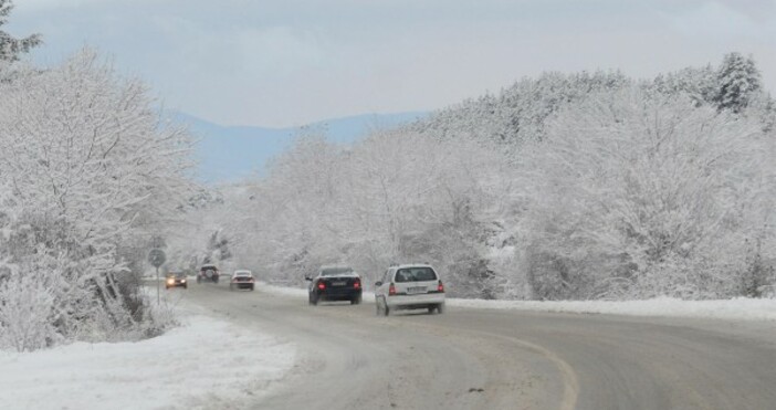 Проходими при зимни условия са пътищата от републиканската пътна мрежа