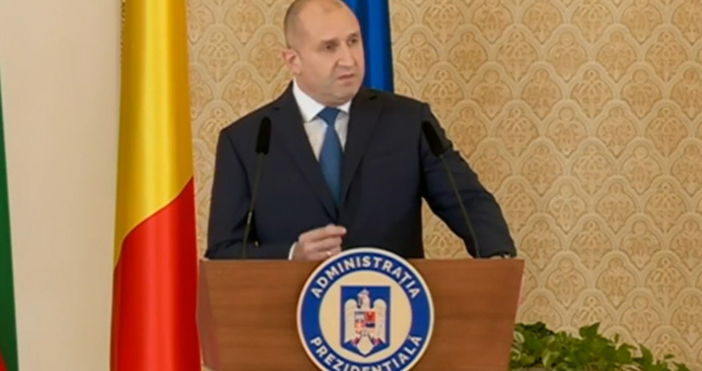 Президентът Радев с историческа визита в Румъния която отваря вратата
