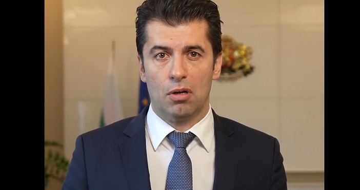 Премиерът Кирил Петков представи на живо позицията си за вчерашната