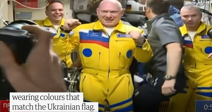 Трима руски космонавти пристигнаха на Международната космическа станция за първи