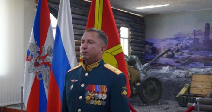 Командирът на 49 а общовойскова армия на Русия генерал лейтенант Яков Резанцев