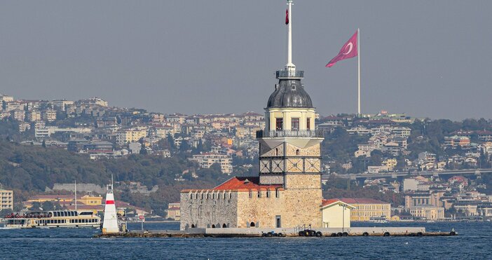 Турция обезвреди стара руска морска мина в Босфора съобщи министърът