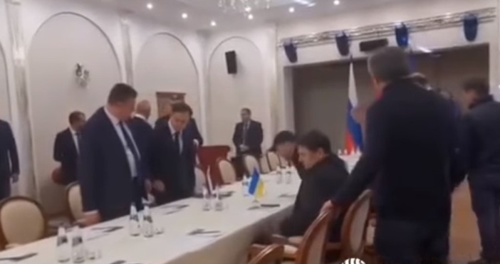 Ръководителят на преговорната група на Украйна с Русия съобщи че Москва
