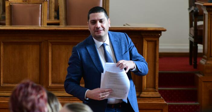 Депутатът от ГЕРБ Христо Гаджев се изказа остро срещу твърденията
