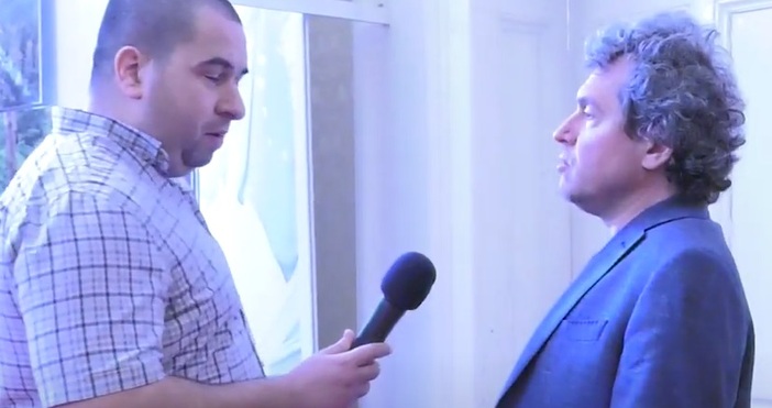 Репортерът на Алфа тв Николай Караколев се сблъска с председателят