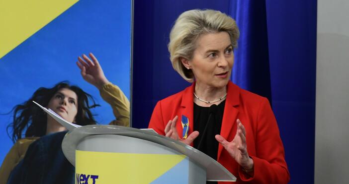 Урсула фон дер Лаен замина за Киев, където ще се