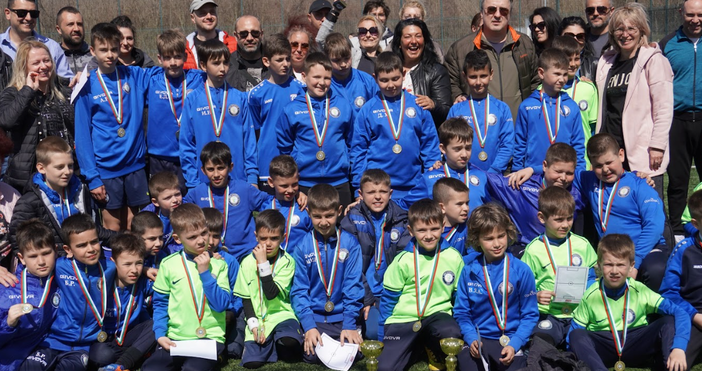 Таланти от пет школи участваха в първото издание на футболния турнир