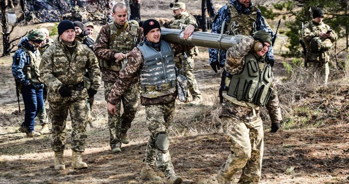 Украйна обяви че е пробита руската блокада на Мариупол Съветникът на