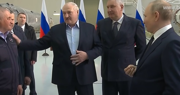 Русия и Беларус продължават по план в преобръщането на полюсите