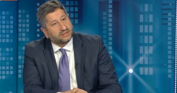 Иванов подчерта, че управлението не иска да слага собствени хора