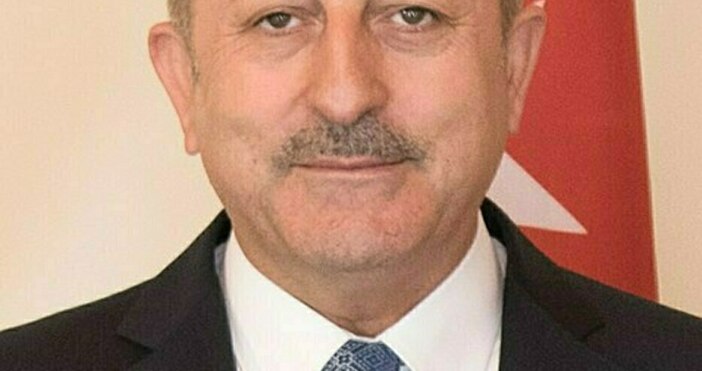Турски министър аргументира военната им операция в Ирак Турският министър
