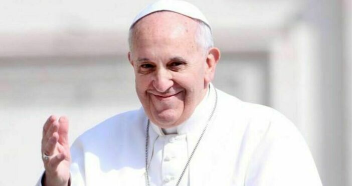 Папа Франциск заяви че се е отказал от плана да
