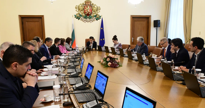 Политолог обяви че е време за рокади в правителството Виждаме рязка еманципация