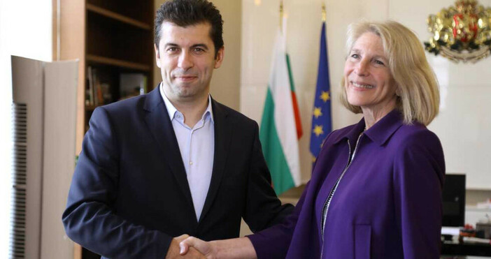 Българският министър председателя Кирил Петков се срещна с помощник държавния секретар на